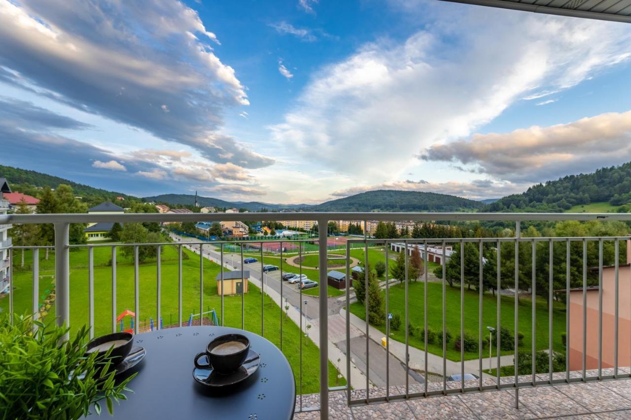 Apartament Kasztelan II Ustrzyki Dolne Exteriör bild