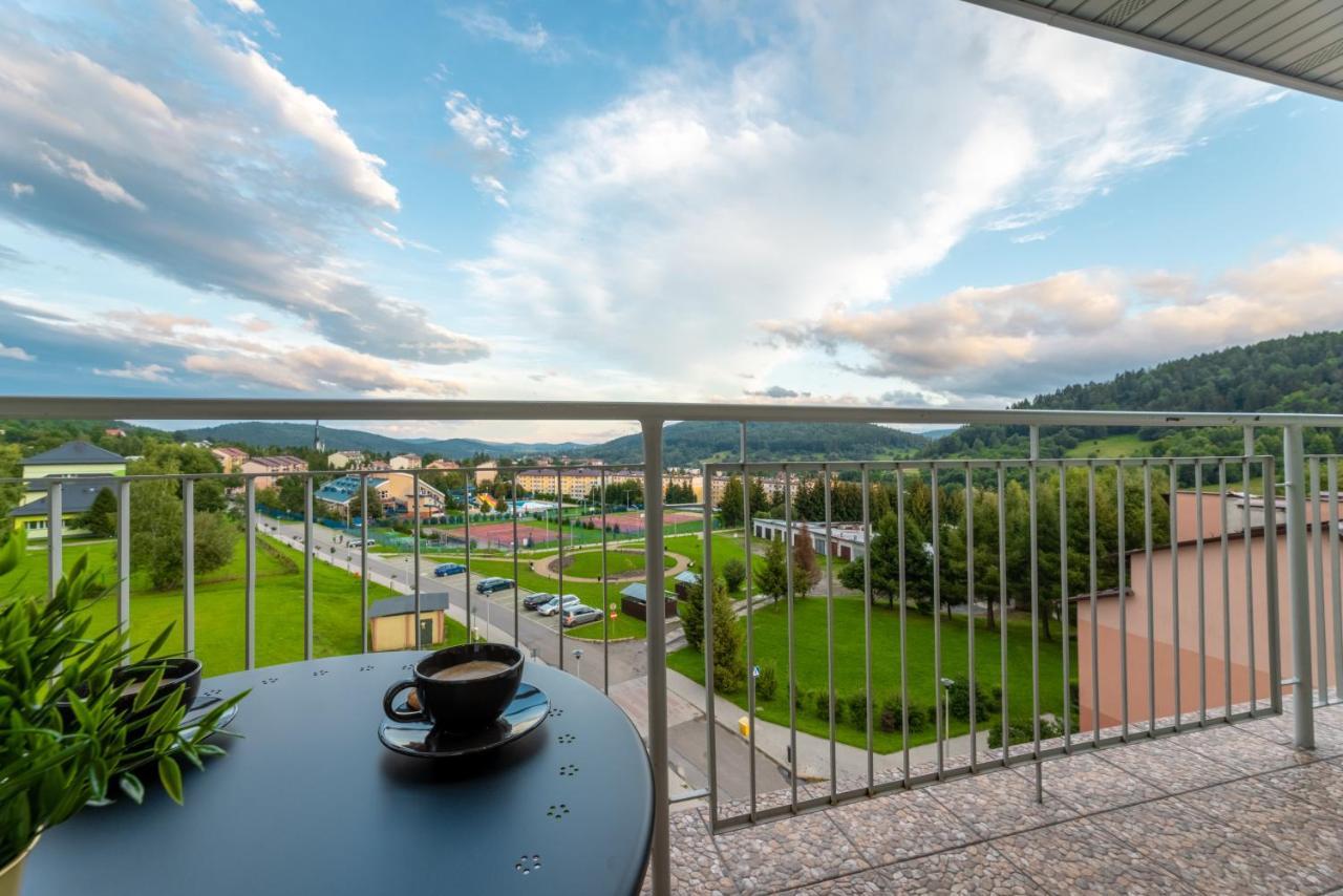 Apartament Kasztelan II Ustrzyki Dolne Exteriör bild