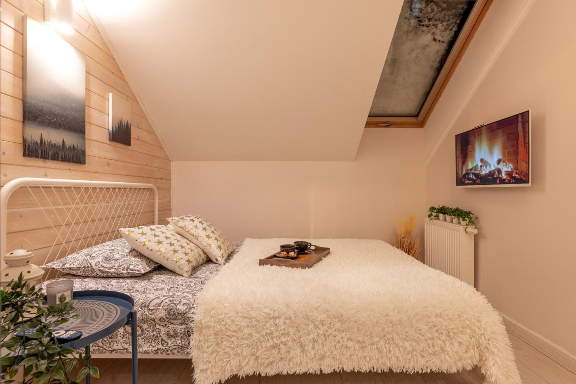 Apartament Kasztelan II Ustrzyki Dolne Exteriör bild